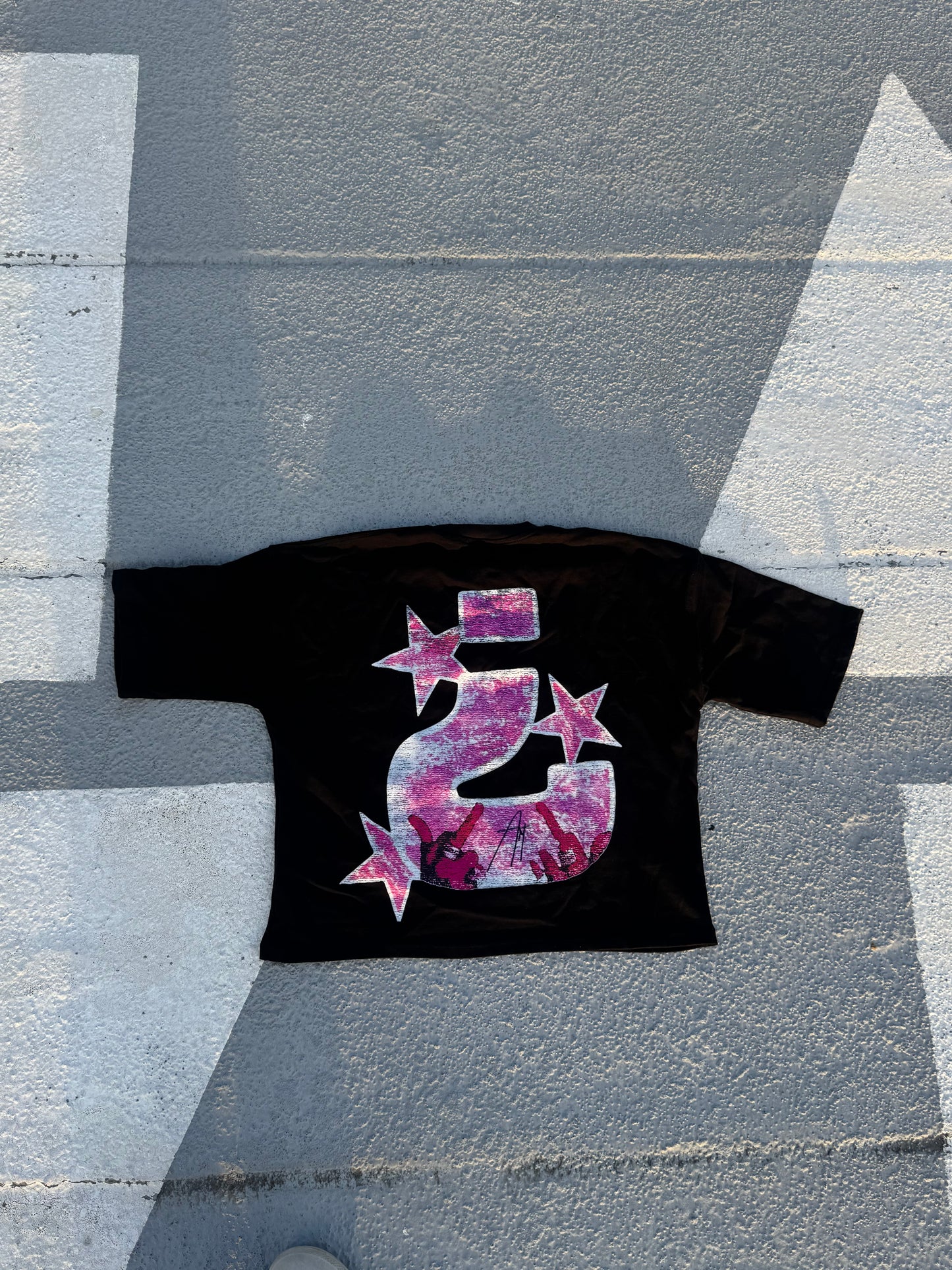 “P!NKSTAR” HEAVYWEIGHT TEE